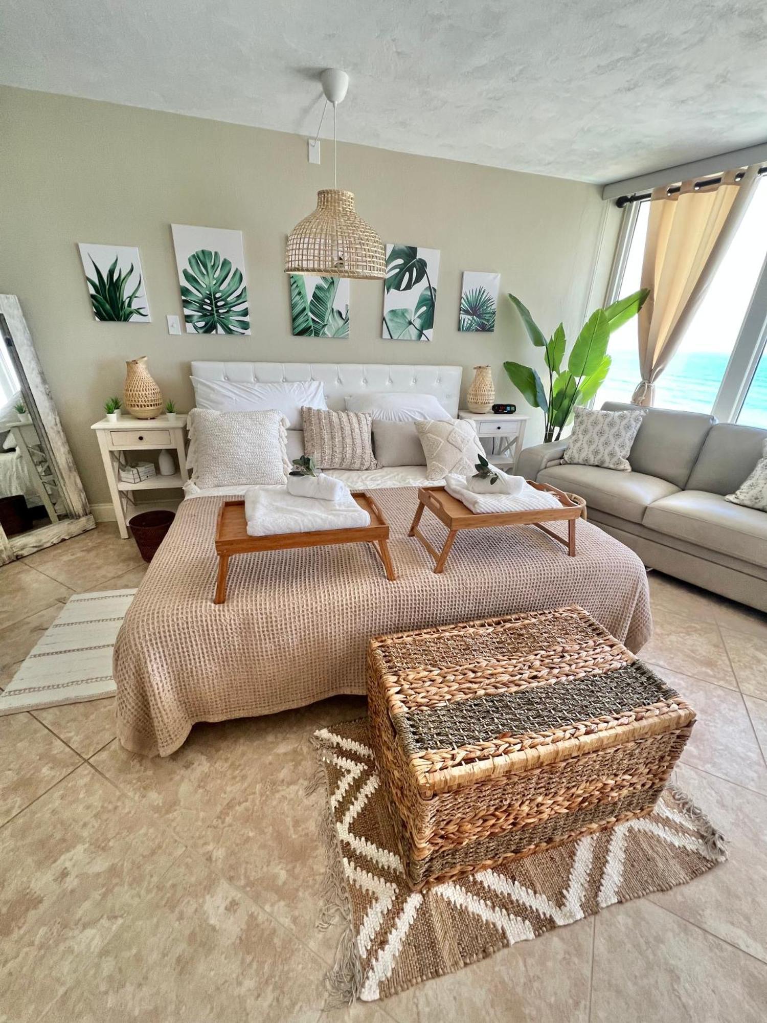 Beach Oasis 704 Lovely Daytona Ocean Front For 5 Sleeps Up To 12 데이토나 비치 외부 사진